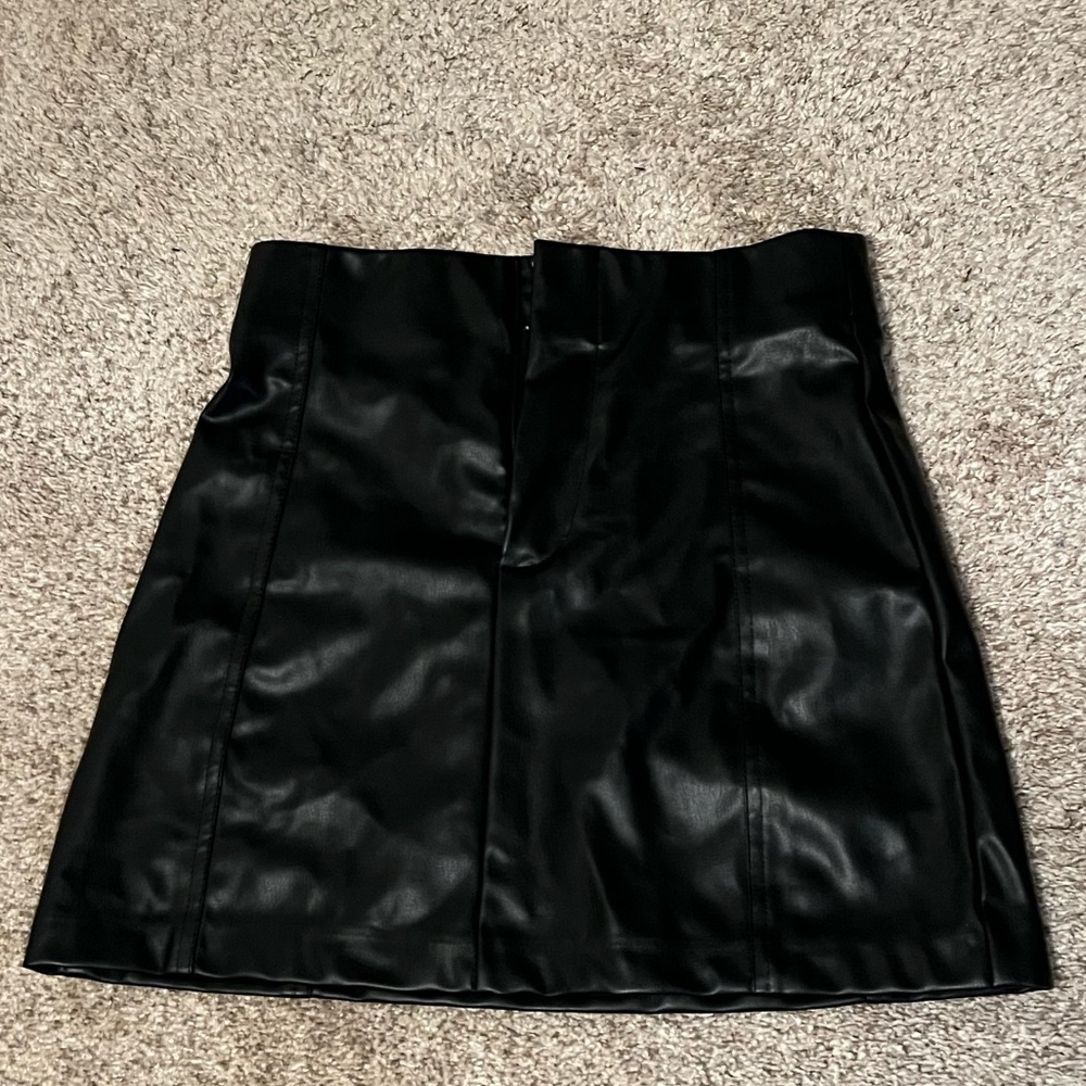 Zara Black Faux Leather Skirt